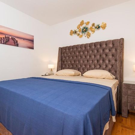 Sea star Apartment Tivat Exterior foto
